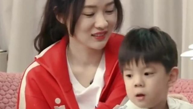 嗯哼：果然爸妈是真爱，我才才是那个小丑！