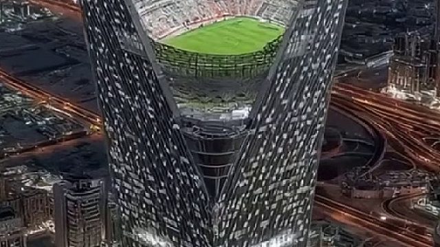 太高了！沙特计划建造离地350米空中球场，用于承办世界杯