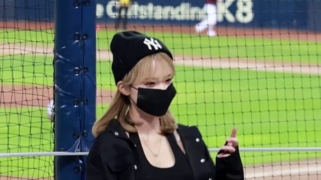 韩国职棒拉拉队李多惠“Hey Mama”(MUSIC LAB JPN)