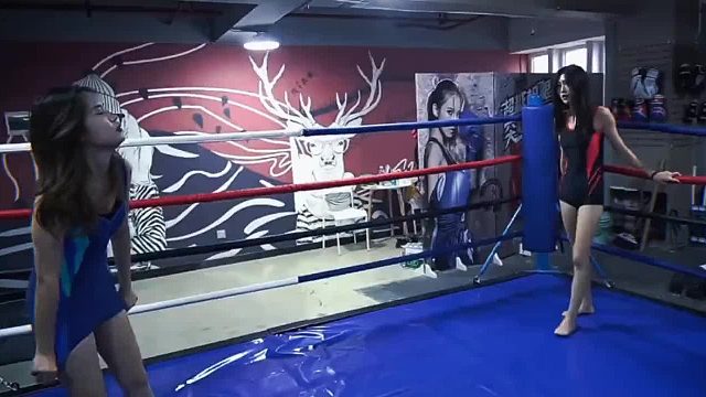 激烈的女拳之战