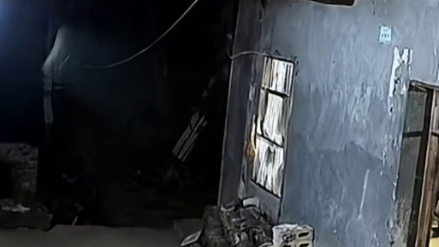 想起周星驰大话里最后说的那句话：他好像一条狗哎