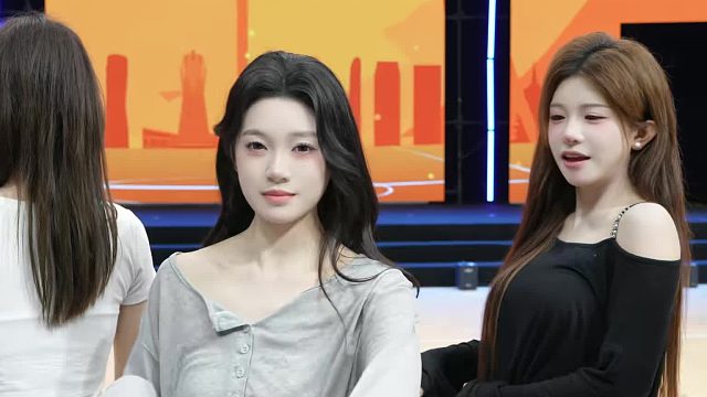 这一拳打到我了哎