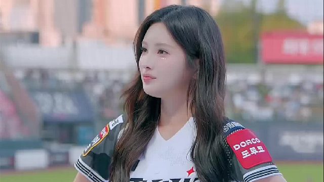 小姐姐舞蹈笑容太甜了