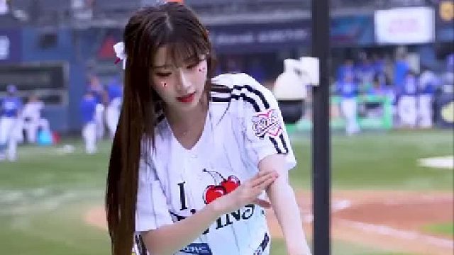 这啦啦队队服太可爱了