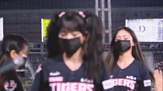 韩国拉拉队李多惠'SPACESHIP'(IZ_ONE)