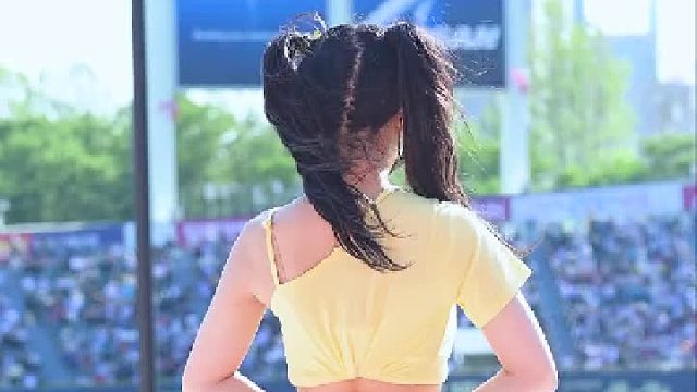 韩国拉拉队李多惠“Glass Bead_NAVILLERA”(GFriend)