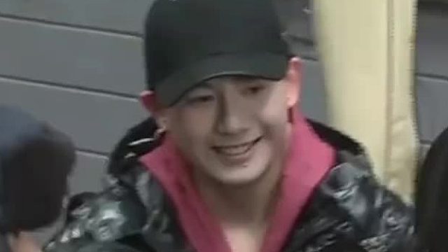 记者：艺术考试看起来挺不错，文化怎么样？ 胡先煦：我基本不偏科，每一科都不行……