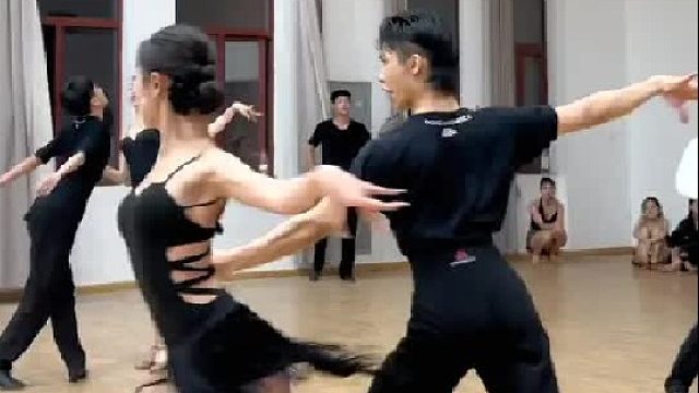 来一起快乐牛仔