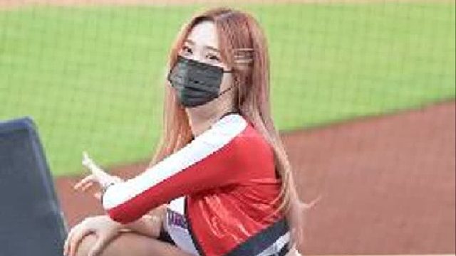 韩国拉拉队金贤智“WA DA DA”(Kep1er)