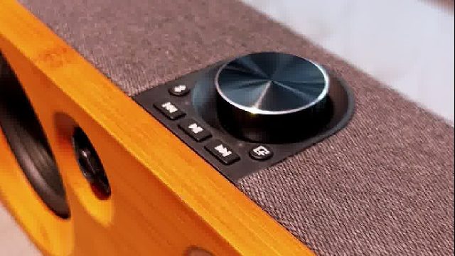 开机瞬间，音乐像潮水般铺满整个空间,DOSS声浪竹木音响