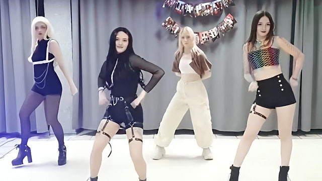 俄罗斯姑娘才艺表演24.02.19_集体舞03