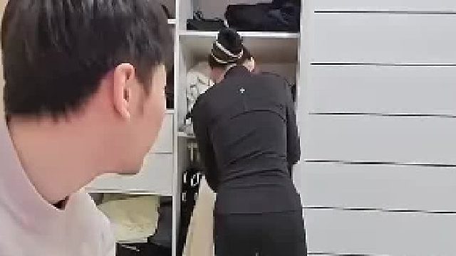 谁说男人不会共情，老婆一句话戳到痛处，瞬间两眼泪汪汪。