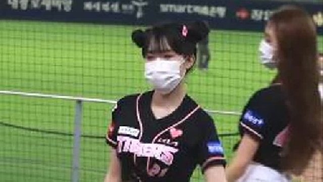 韩国拉拉队李多惠'Black Mamba'(aespa)