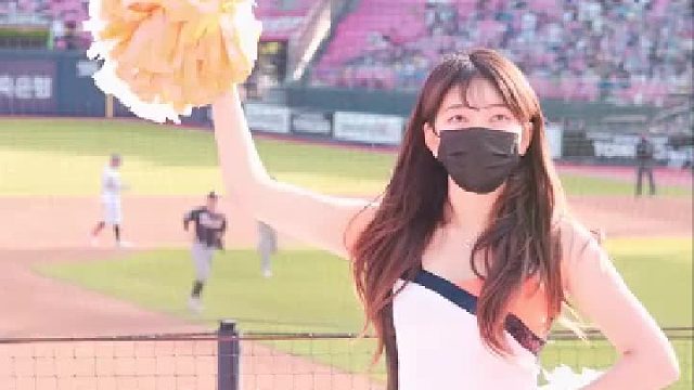 韩国拉拉队朴素英'starships'(Nicki Minaj)