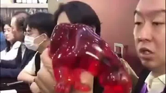 就这颜色要是真的，放古代说价值连城都不夸张