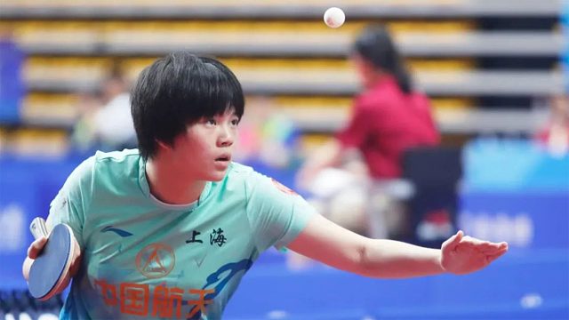 狂轰11-1！18岁国乒小将彻底杀疯了，神奇发球让人琢磨不透