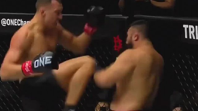 凯克利亚 vs 阿兹鲍尔，猜到了开头绝对猜不到这结局系列