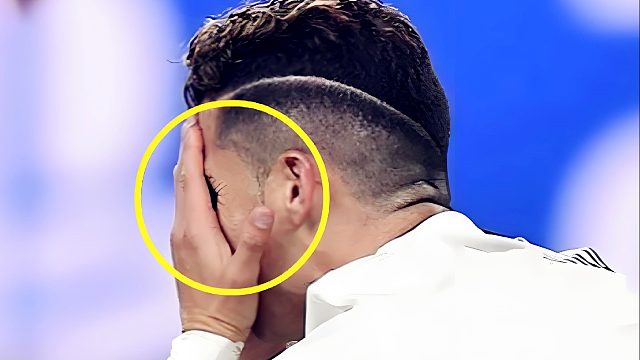 C罗被掌掴后：捂脸倒地翻滚，对方怒喷“你是影帝”！