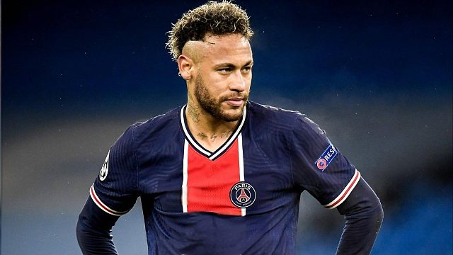 内马尔名场面：2次绝佳单刀不进，大巴黎替补席集体抱头！