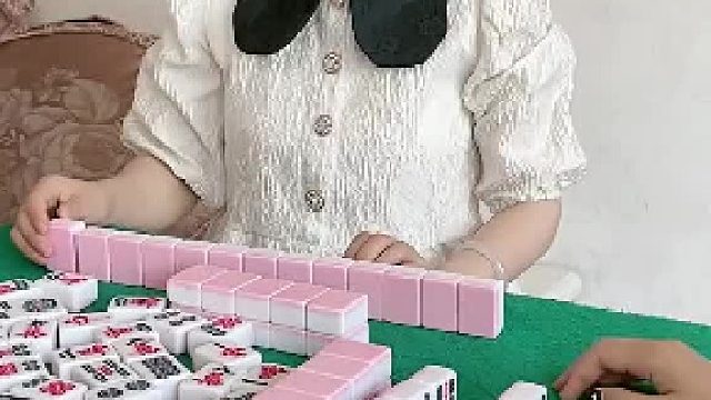 三万在对家，她会打出来吗