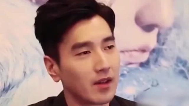 媒体问：林更新与高圆圆落水，你救谁？赵又廷答：我救媳妇，林更新如狗般会自救。