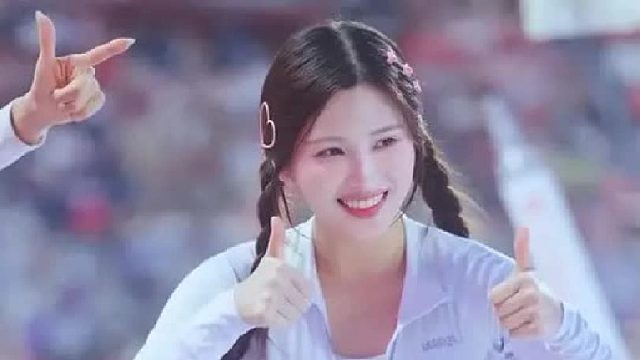 双马尾啦啦甜妹啦啦队员