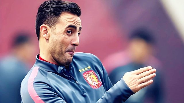 欢乐中超！卡帅独特教学法：踢韦世豪屁股，郜林被扇懵圈了