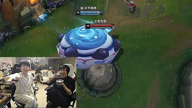 卧槽，有G？Gala神级反应秒躲塔赞石头人盲视野闪现大，然后立马暂停，必须查一下啊！