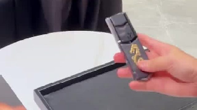 当我告诉柜姐要买一部68万手机时