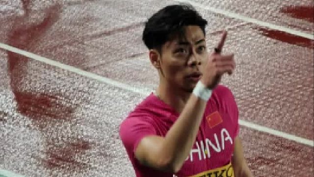 陈冠锋出战 4x100 混合接力