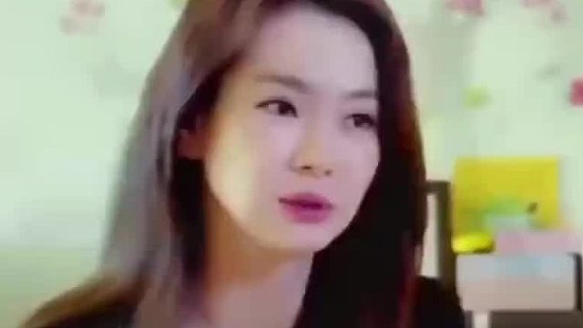 戚薇：我曾经因为铉哥把Lucky骂哭，直接踹了他一脚。