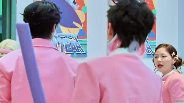 金汤勺：你们两个人在厂里