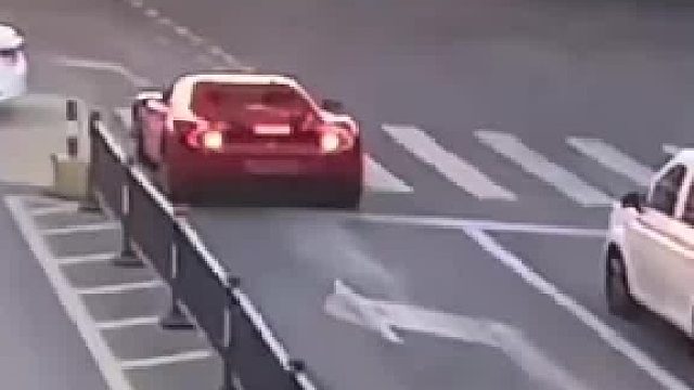 辛辛苦苦几十年，装面子要付出大代价