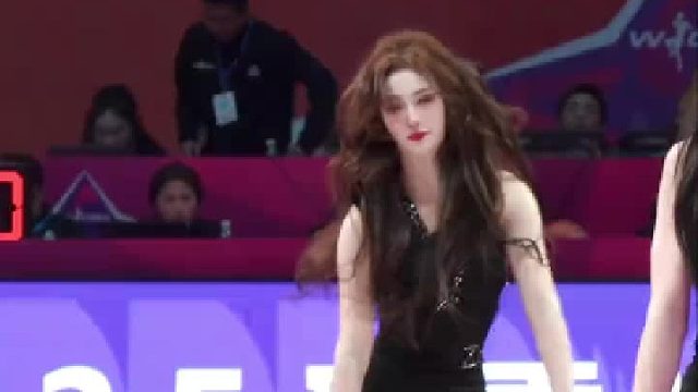 啦啦队篮球宝贝