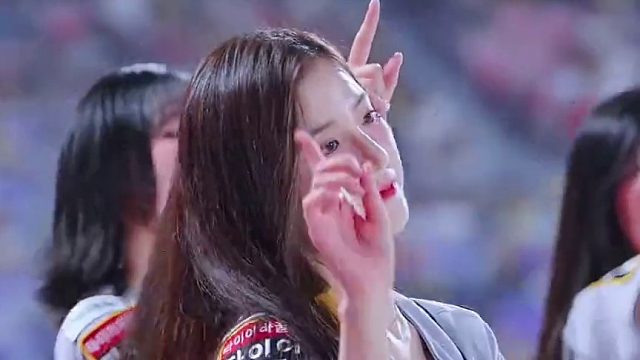 啦啦队员身材太棒了