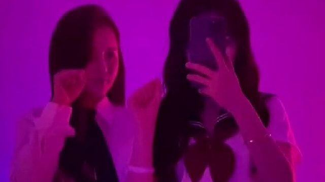 黑丝和白丝 哪个才是yyds