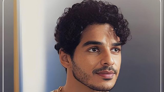 男人意外损坏的价值千金的泥塑雕像