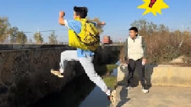 外卖员深藏不露，居然会飞？