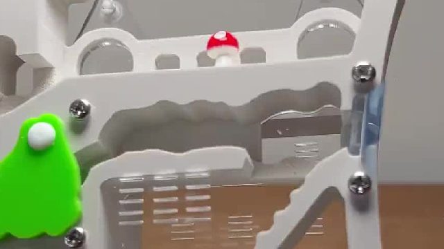 蚂蚁终于发现了新副本，它们会回去报告吗