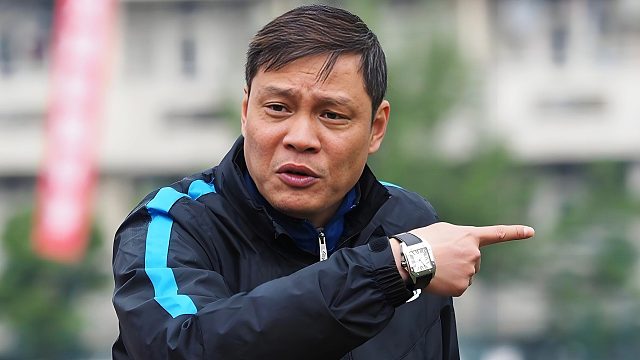 恨铁不成钢！范志毅名场面：怒批申花小球员，对得起父母吗？