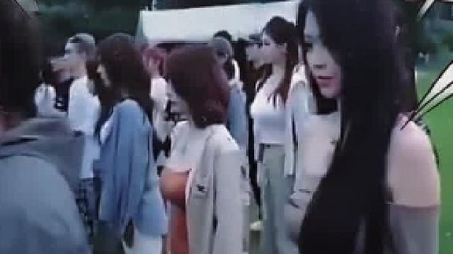 旁边的兄弟：你怎么这么自私