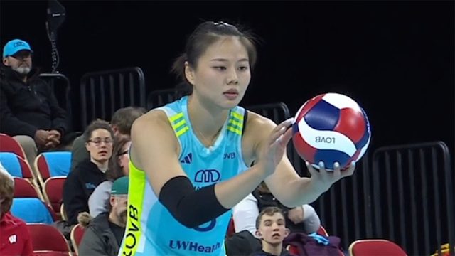攻防兼备！中国女排队长龚翔宇上演最疯狂一幕，最霸气一球诞生了