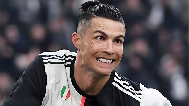 小辫子加成！C罗名场面：轰C字任意球弯刀斩后开心笑了