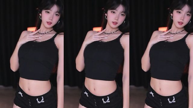 【盛世-草莓西八酱】吃了两碗大米饭就是有劲