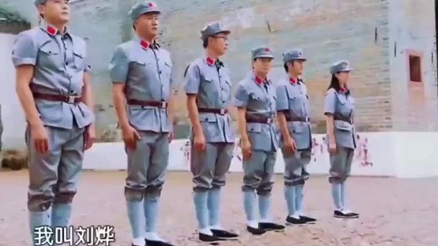 刘烨向胡军自我介绍时中规中矩，可面对王宝强，那介绍方式瞬间变得别具一格