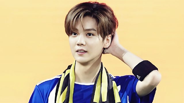 顶级球感！鹿晗妙传穿过3人，助攻前国脚李毅大帝破门