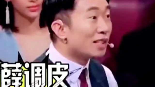 薛之谦：现在干媒体都这么累啊！杨迪：为了生活都不容易！