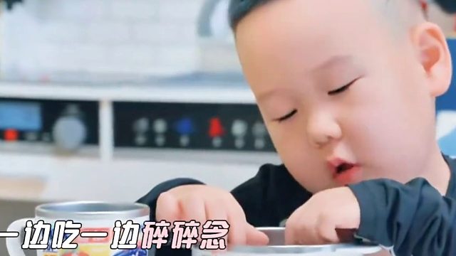 大硕宝宝碎碎念的样子，简直太可爱了！