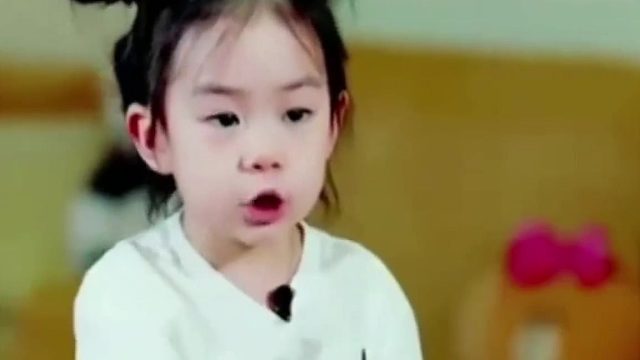 Lucky简直和戚薇一摸一样，简直太萌啦。