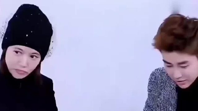 张智霖你怎么不笑，是天生不爱笑吗？